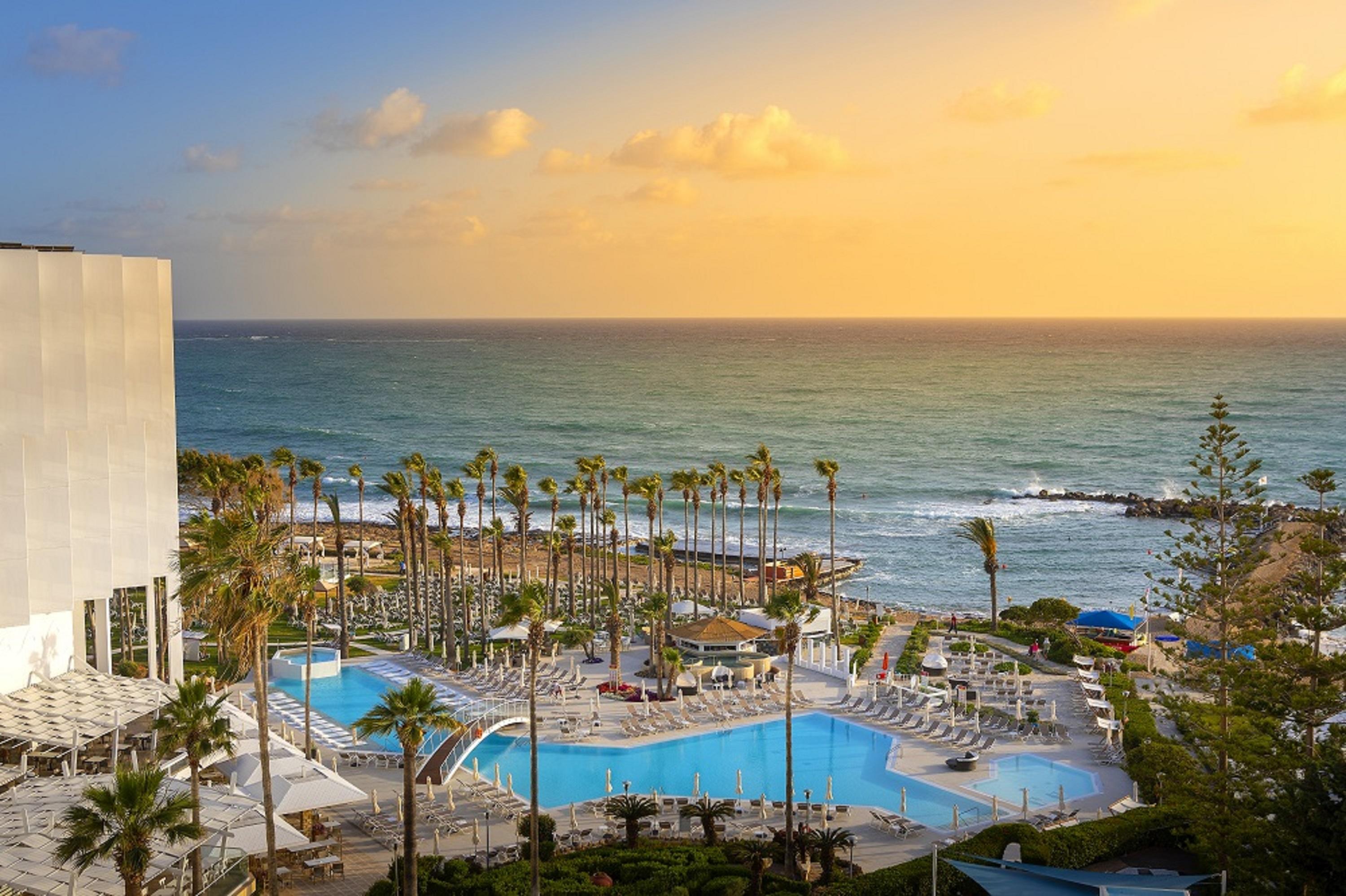 Leonardo Plaza Cypria Maris Beach Hotel & Spa (Adults Only) Geroskipou Экстерьер фото
